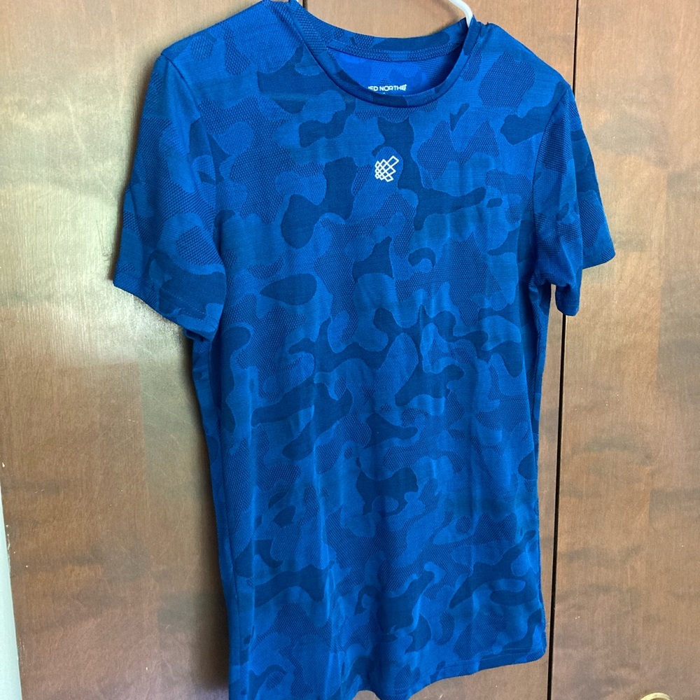 Jed North Workout Shirt – Small